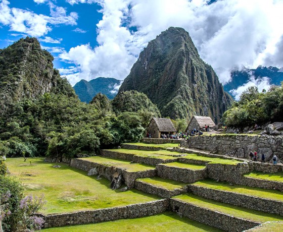 Machu PIcchu on a sunny day