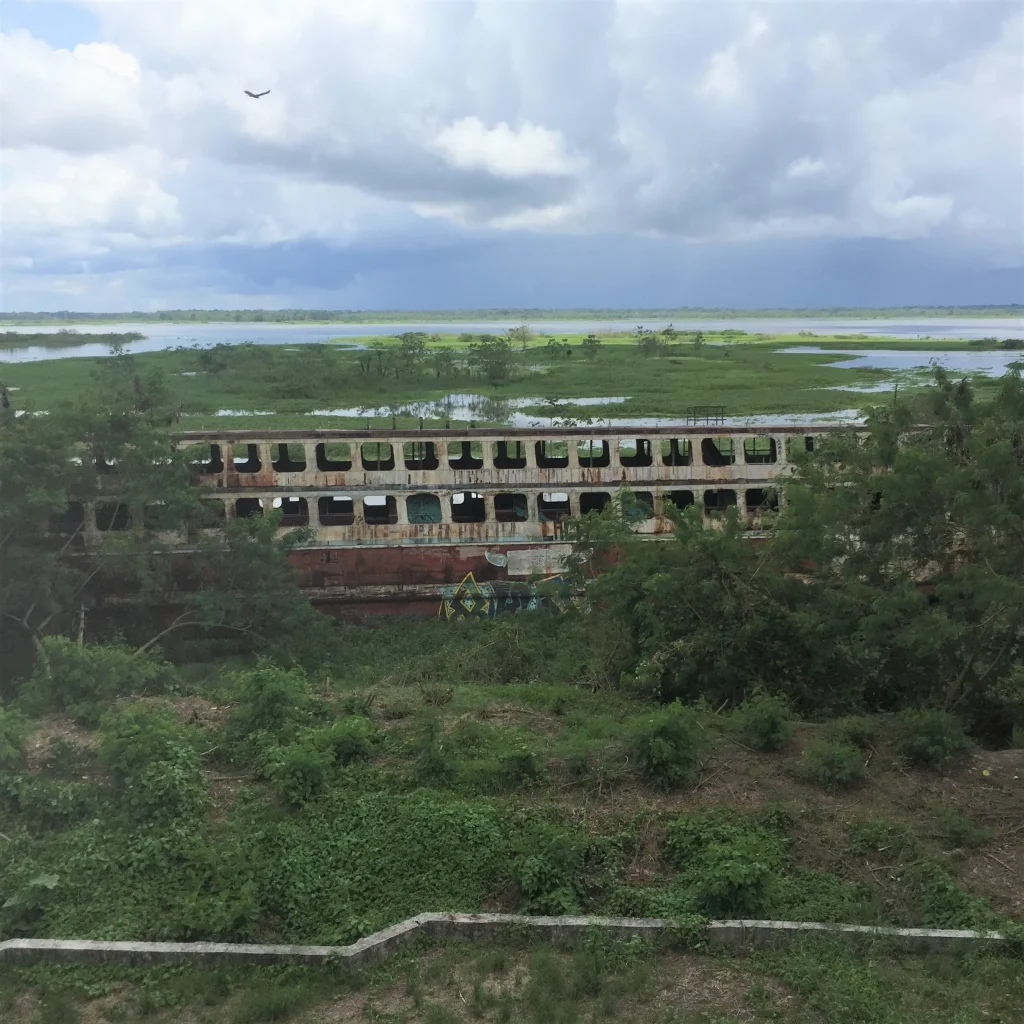 Iquitos abandonned boat