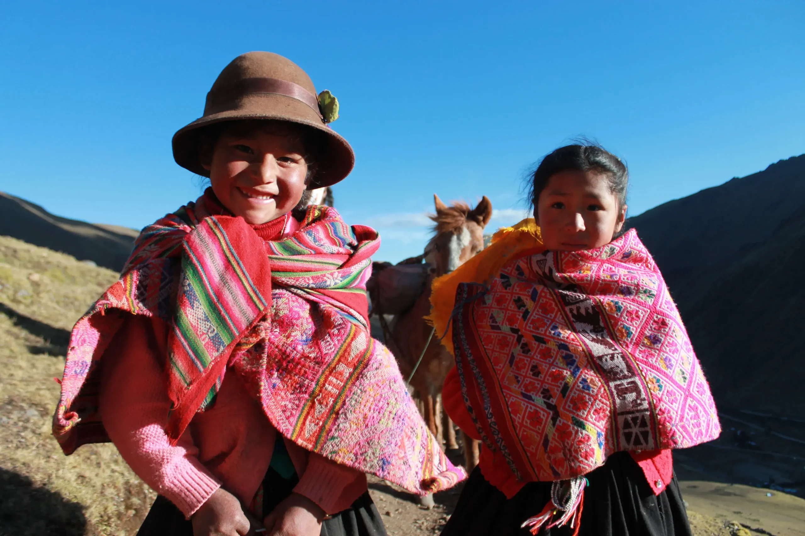 Children on the Lares Trek