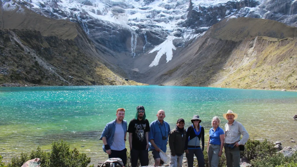 Lake Huamantay Students